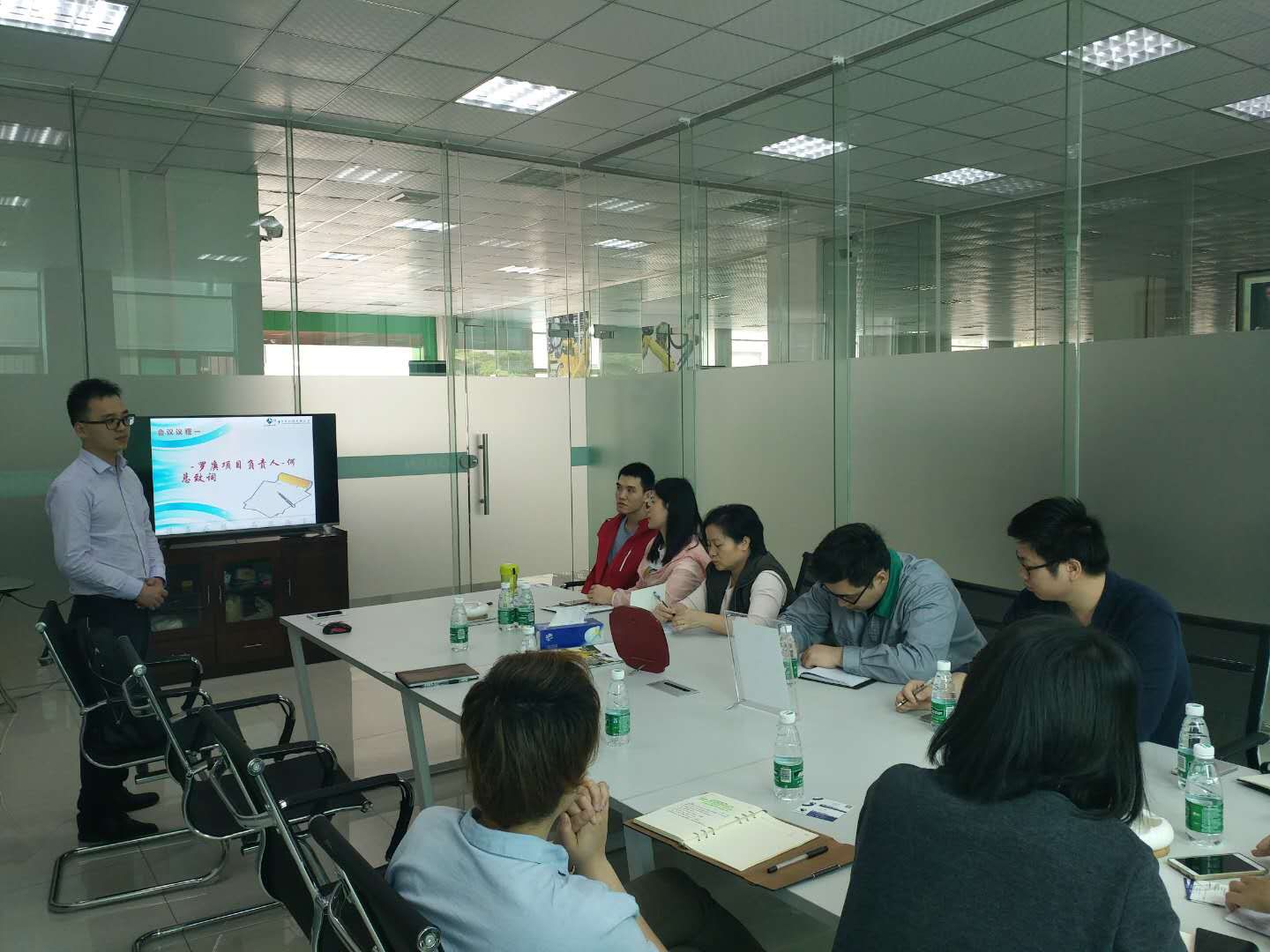 祝贺罗庚机器人签约开云官方地址_开云(中国)ERP